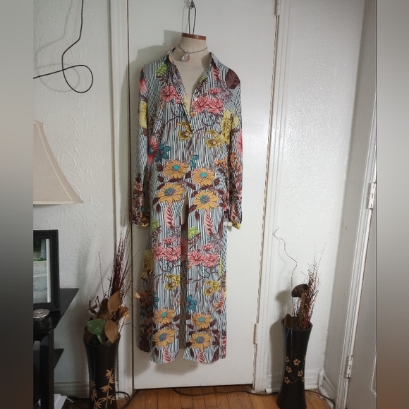 Floral Stripes Long Sleeve Button Down Sheer Shirt Dress with Split in Front XXL - Picture 3 of 12